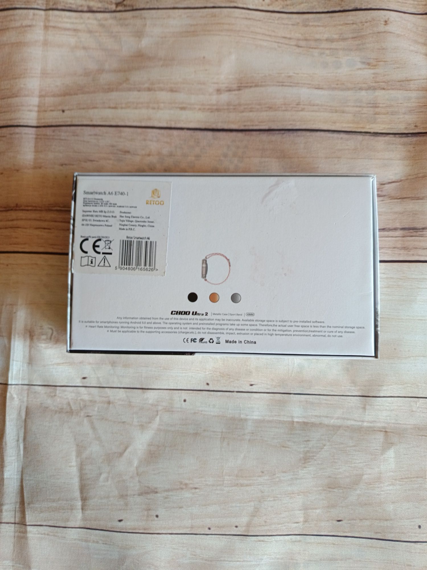 Zegarek smartwatch.