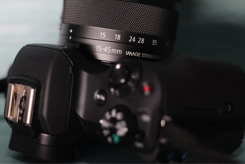Canon M50 Mark II + Objetiva 15-45mm