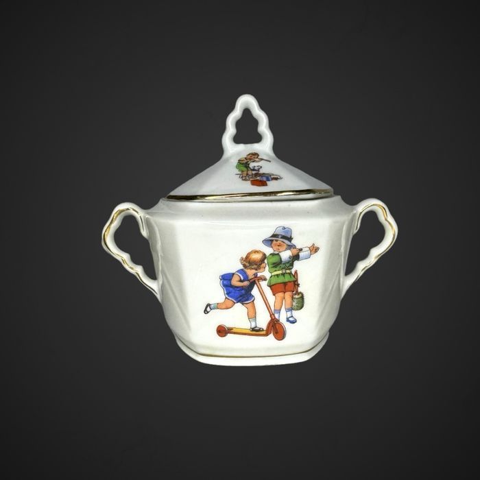 Mitterteich Porcelanowy zestaw dziecięcy filiżanki mlecznik B411113