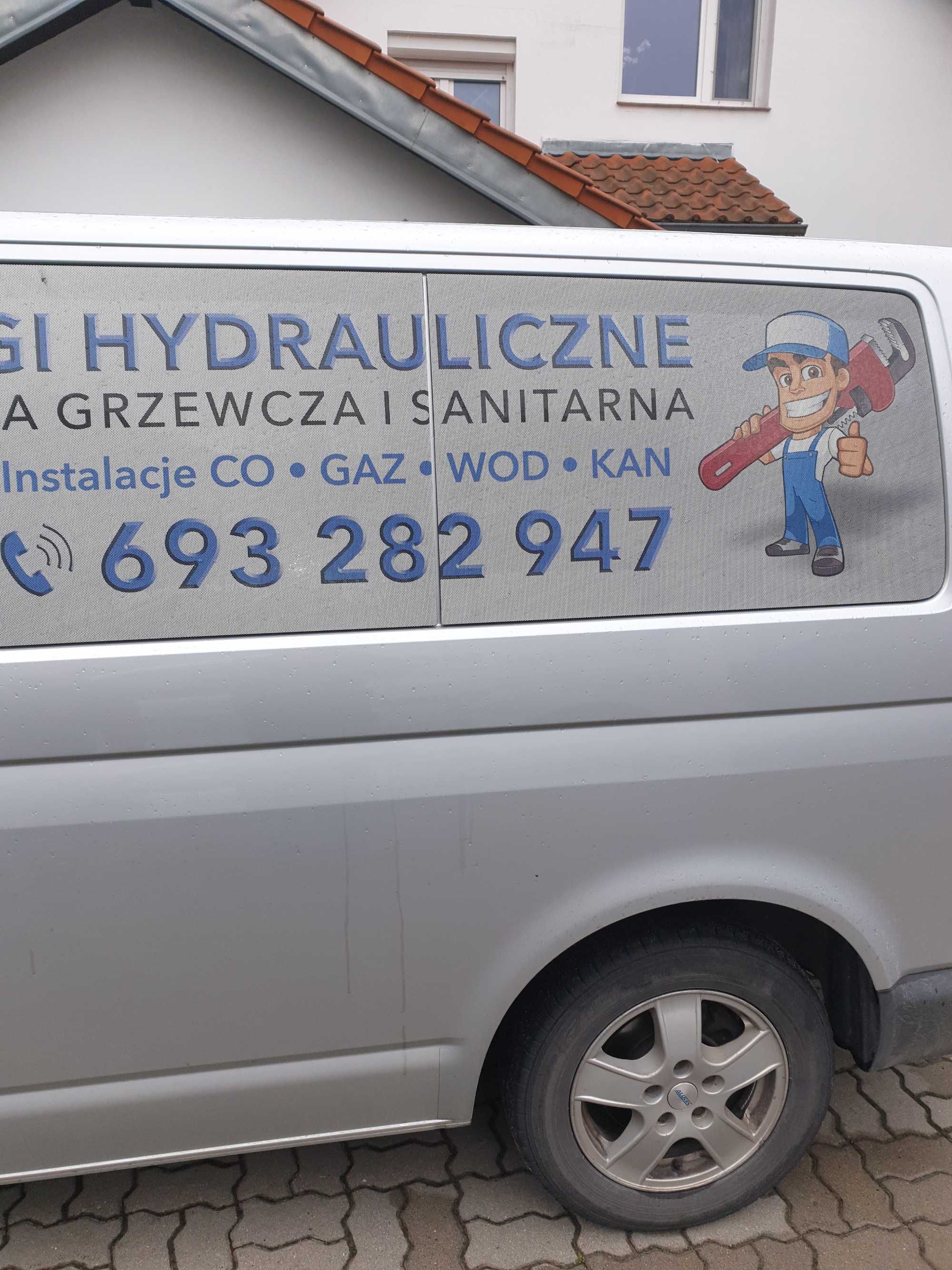 Udrożnienie kanalizacji.