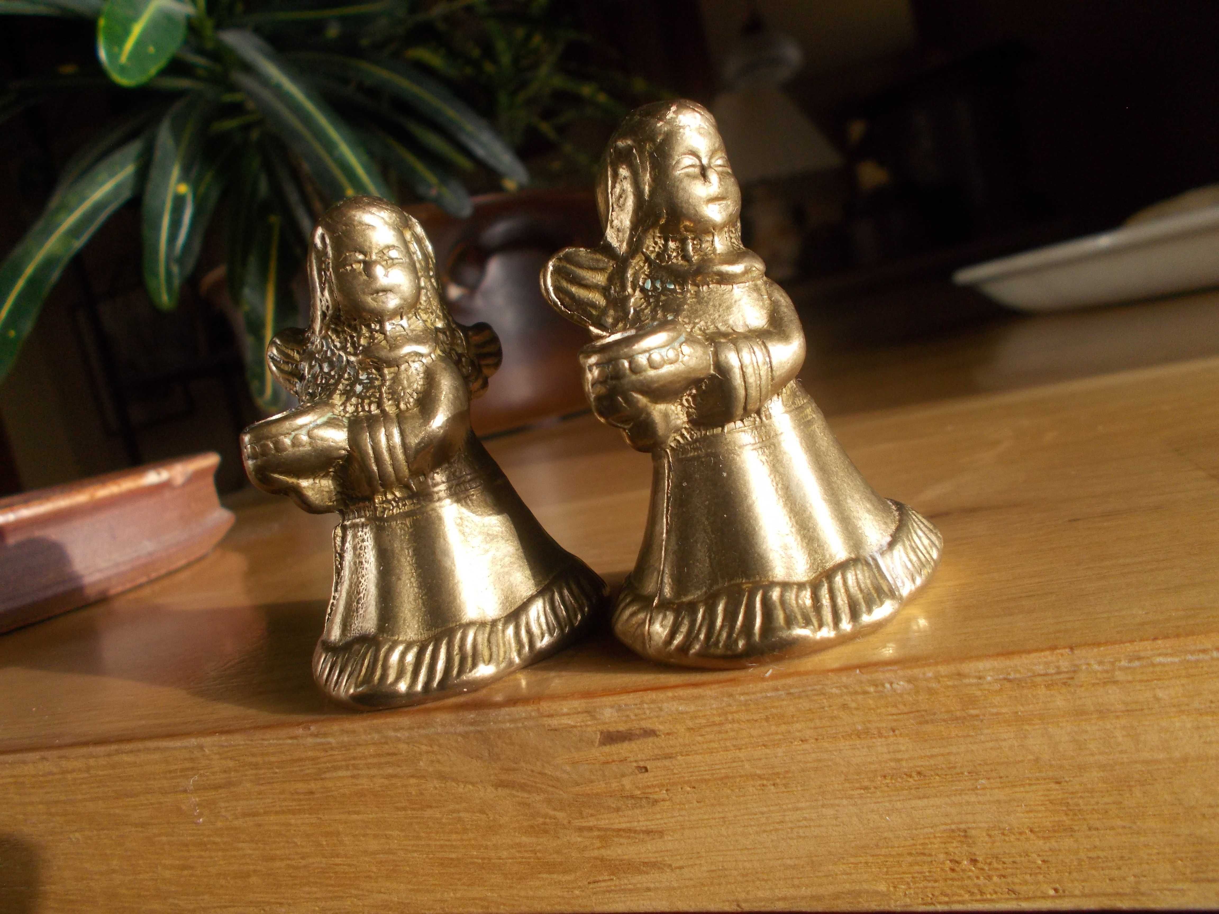 Mosiądz - dwie figurki aniołka - mini świeczniki