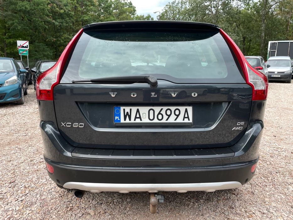 VOLVO XC60 2.4 D5 AWD 4x4 Automat Panorama