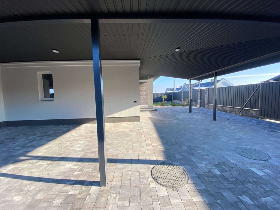 Продаж нового мебльованого будинку з ремонтом в КМ Міжріччя | Межречье