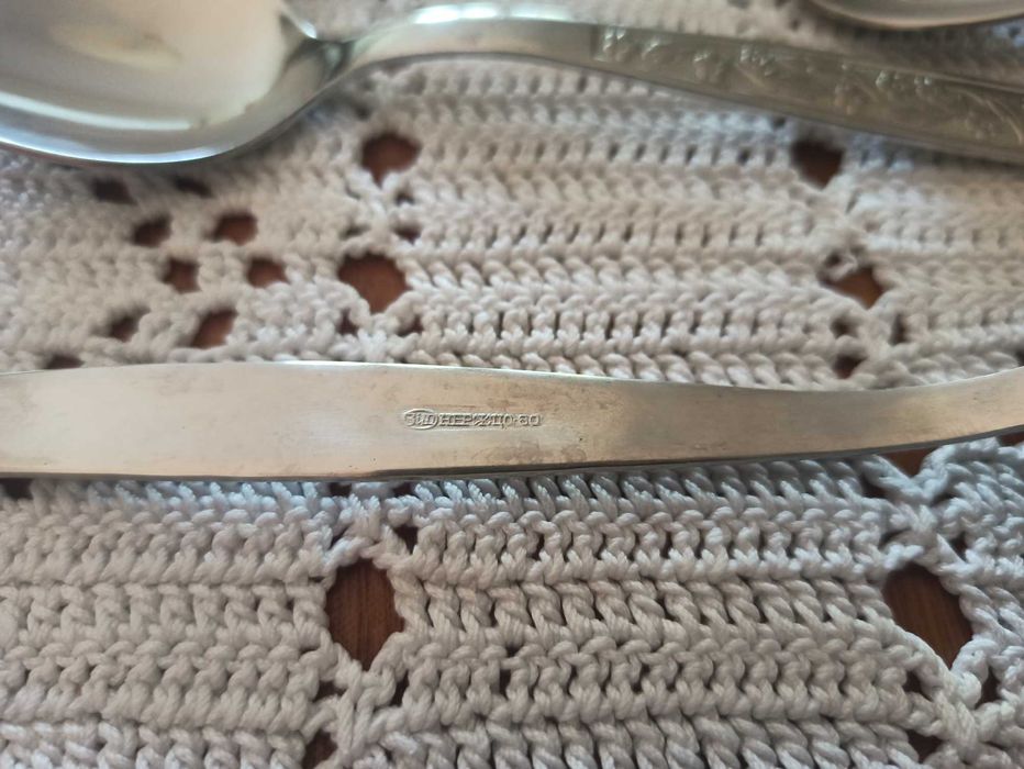 Widelce nierdzewne średniej wielkości, produkcja ZSRR. 9 szt.