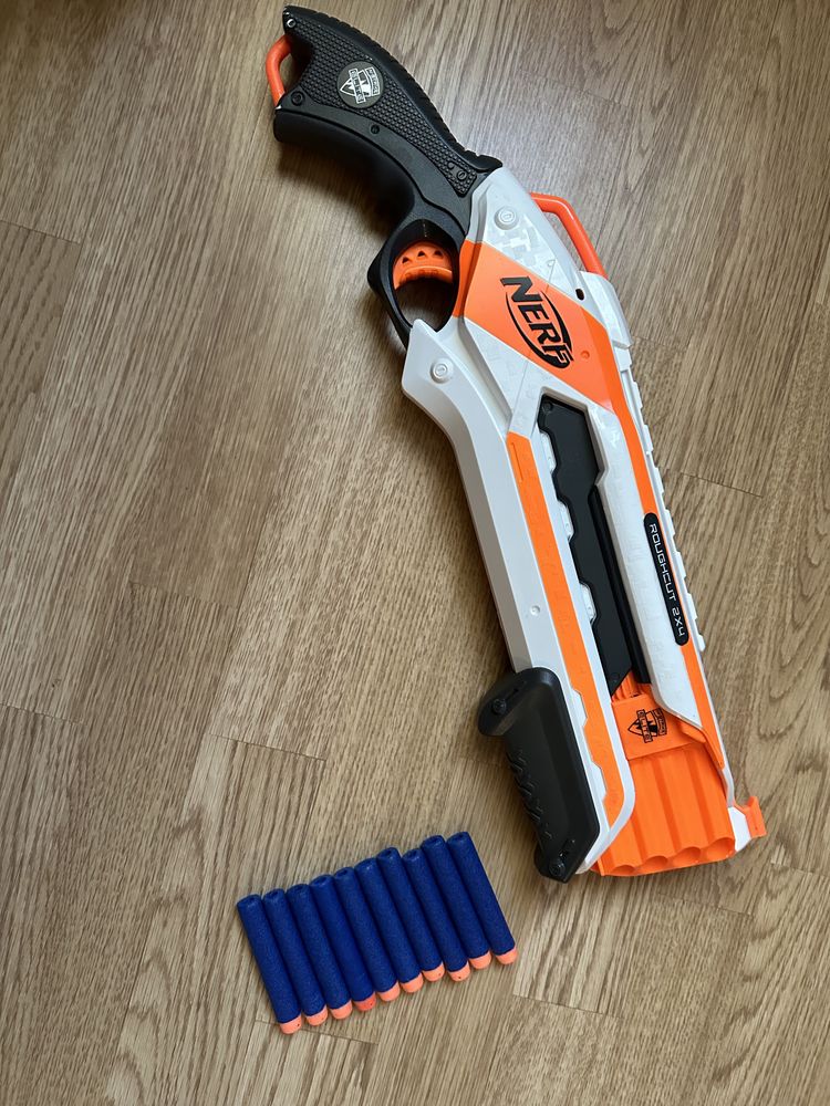 Nerf roughcut 2•4