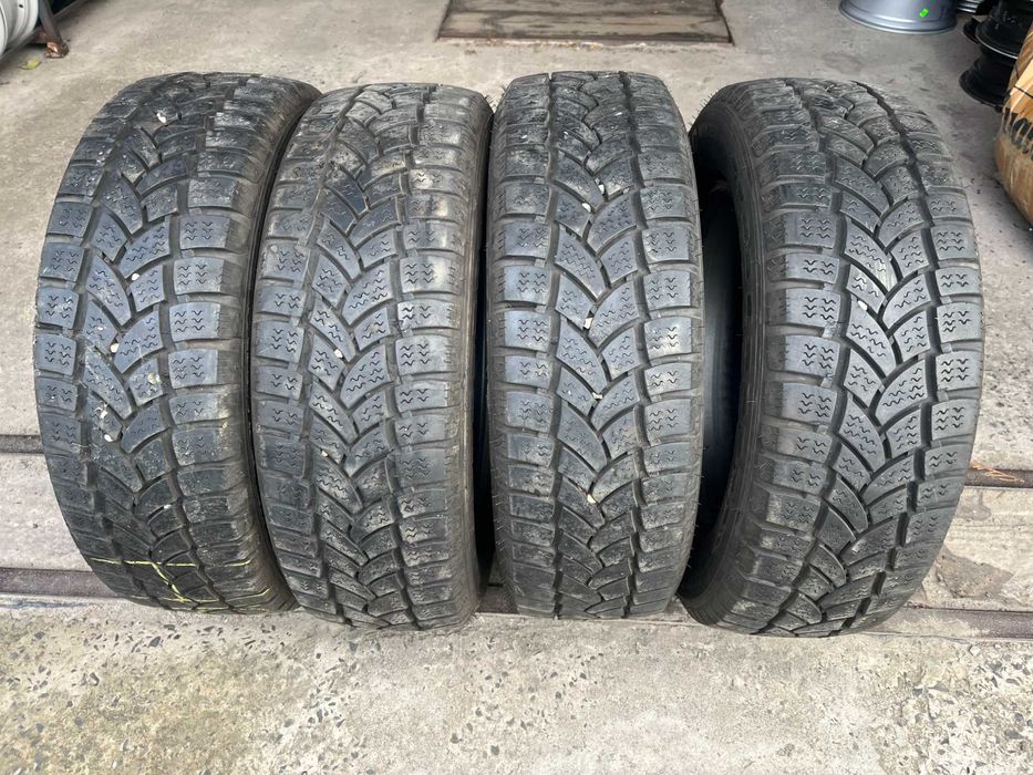 ШИНИ  зимові 205/65 R16C Vredestein ComtracWinter