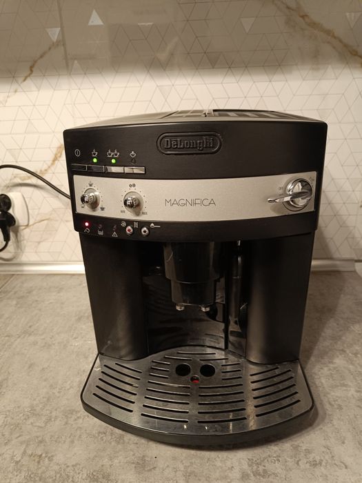 Ekspres DeLonghi magnifica