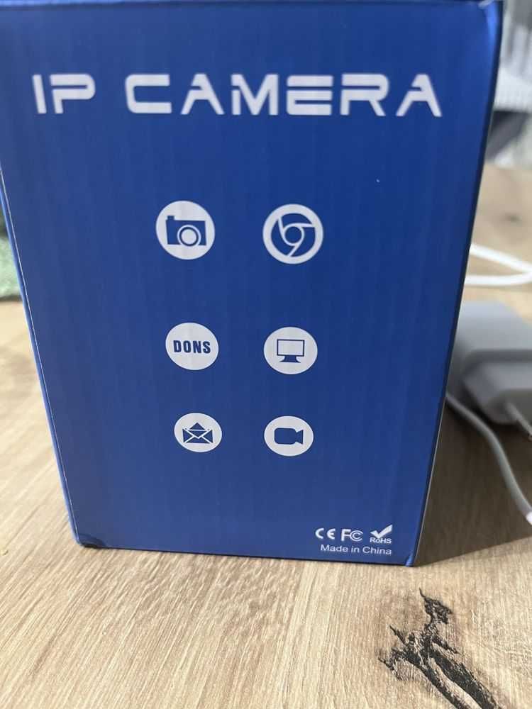 Bezprzewodowa kamera obrotowa IP Wi-Fi