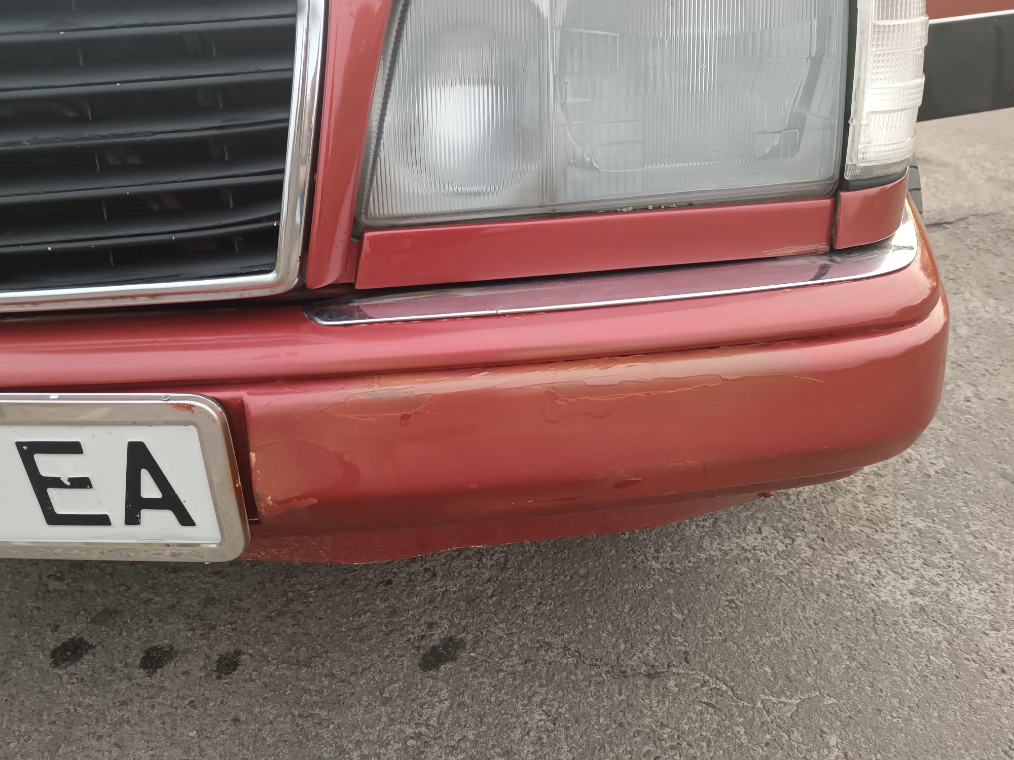 Mercedes Benz w124.