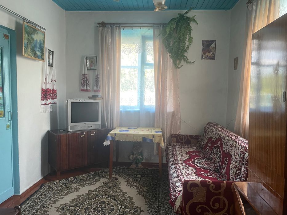 Продам будинок в селі