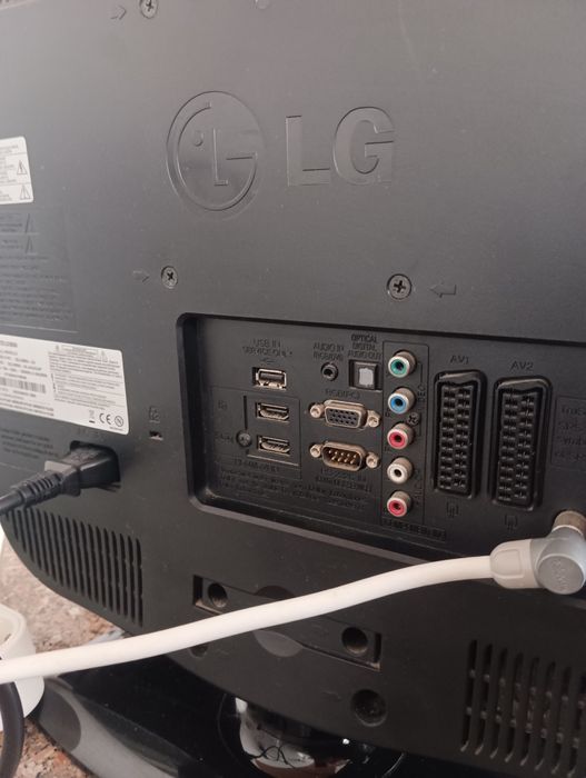 Tv lcd LG 24 " como nova