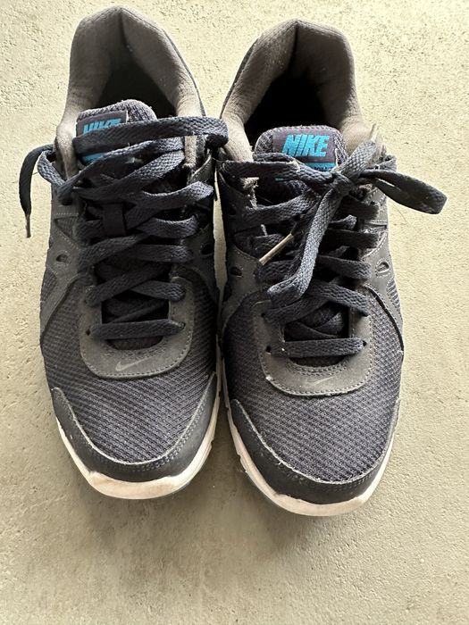 Buty NIKE do biegania rozmiar 41