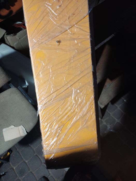 Błotnik do Renault TX. , nieużywany, może mieć drobne ślady magazynowa