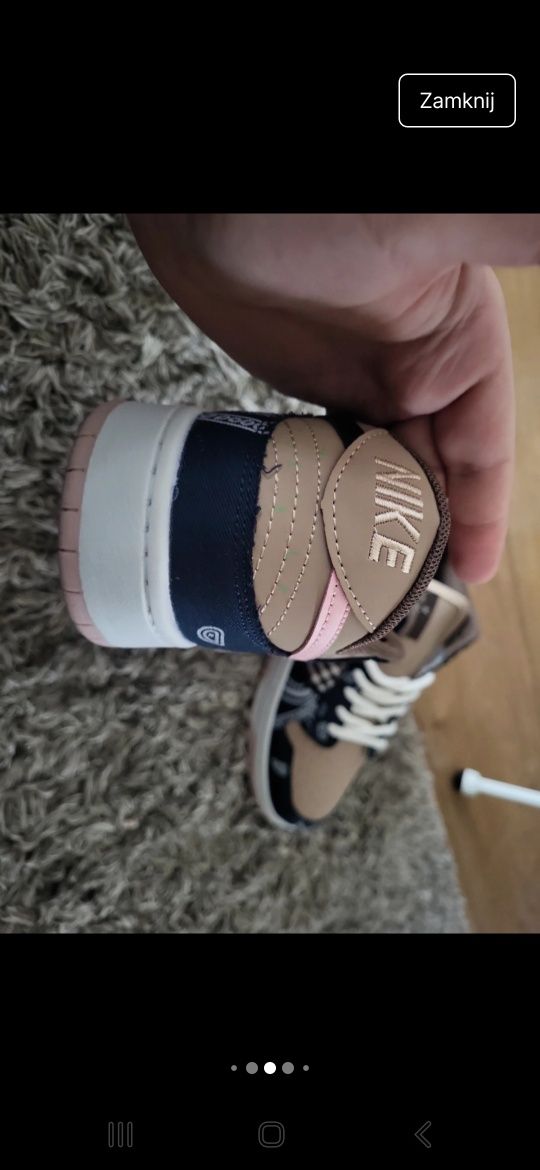 Jordan 1 low travis