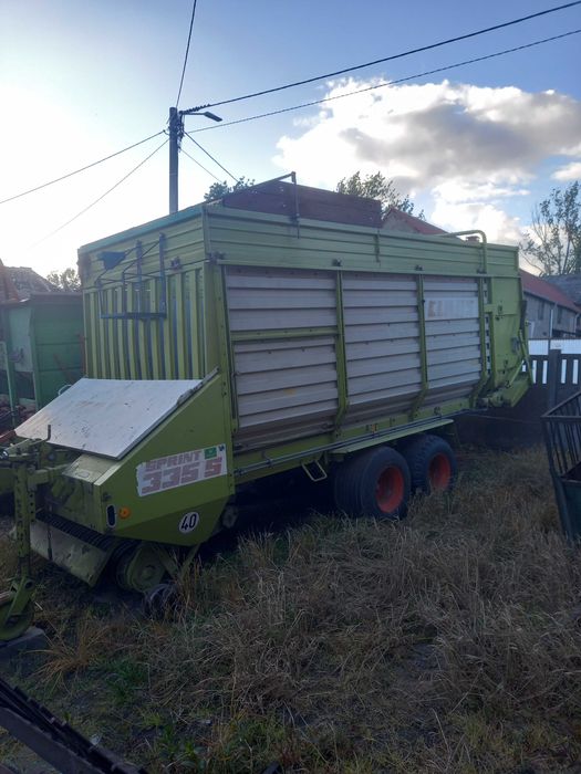 Sprzedam przyczepę Claas Sprint 335s