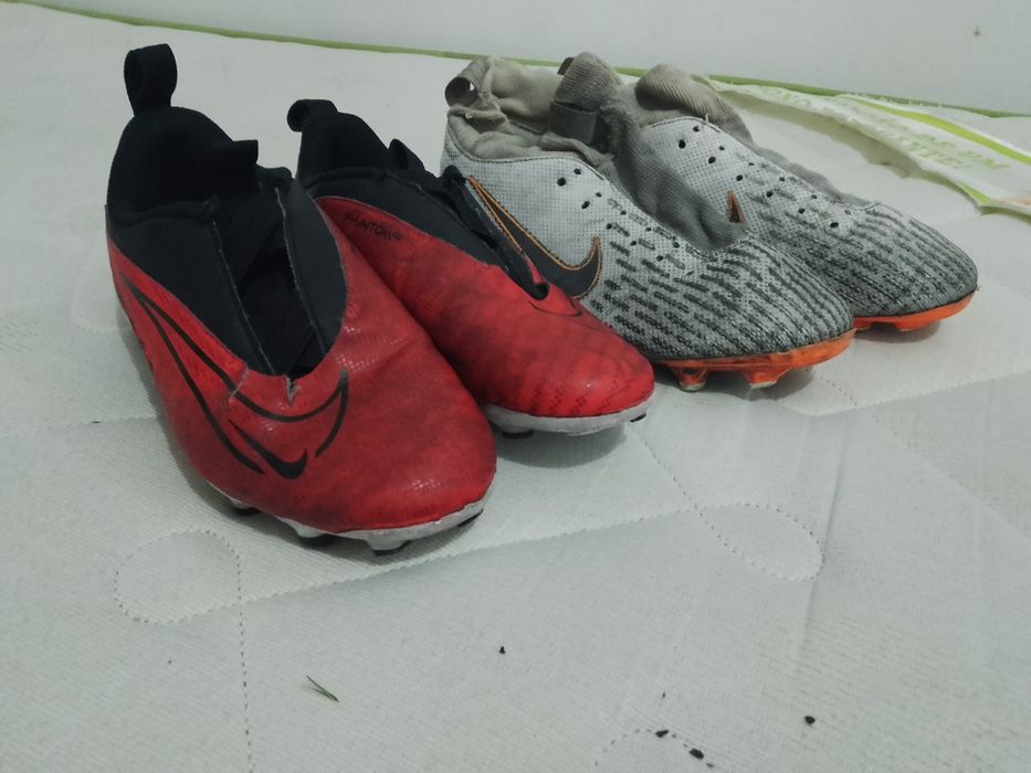 Chuteiras Nike...
