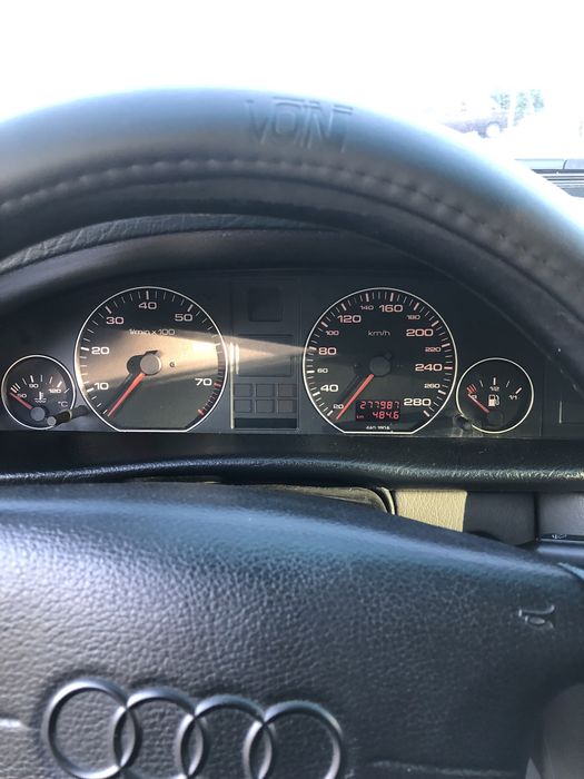 Audi A6 C4 2.6 мкпп
