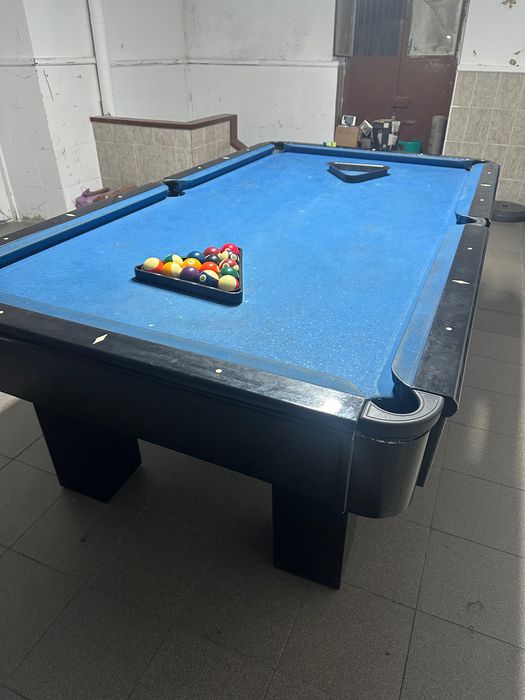 Bilhar snooker em bom estado