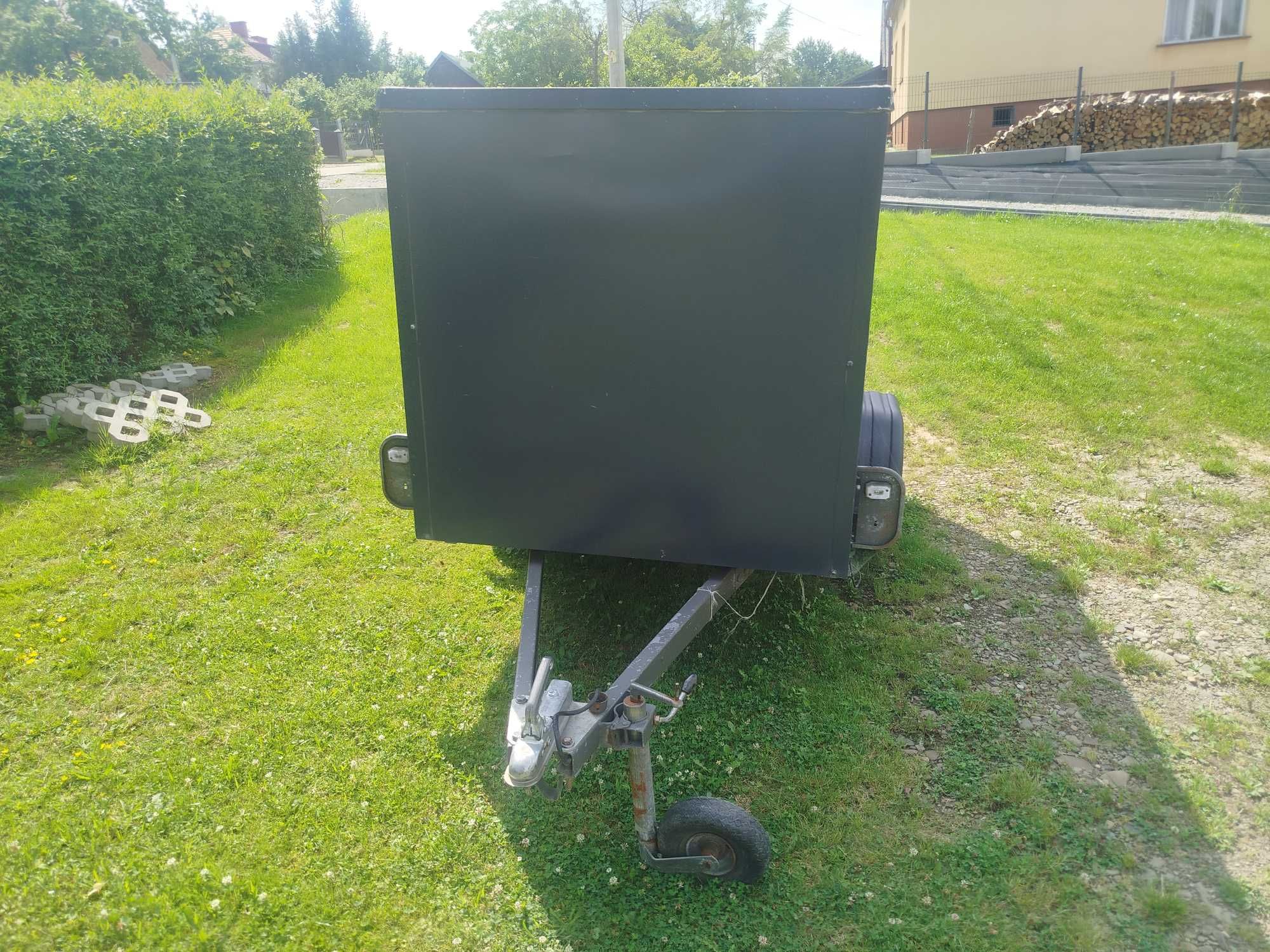 Przyczepa lekka niewiadów kontener stan bardzo dobry nowa oś