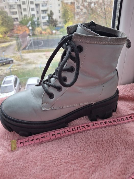 Ботинки для дівчинки