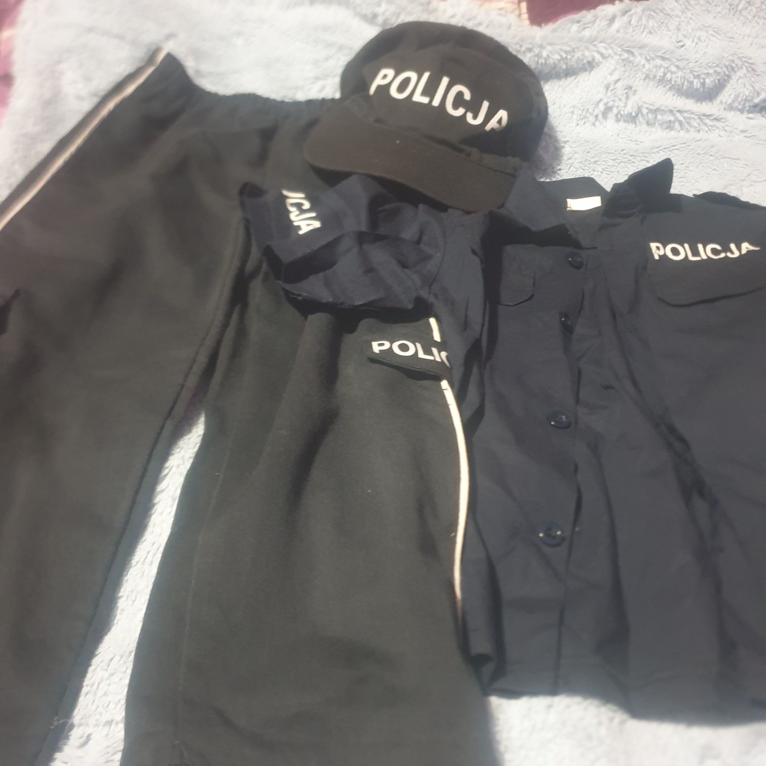 Strój policjanta 98-104