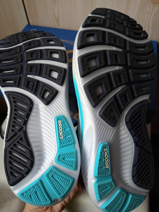 Brooks Ghost 17 NOWE