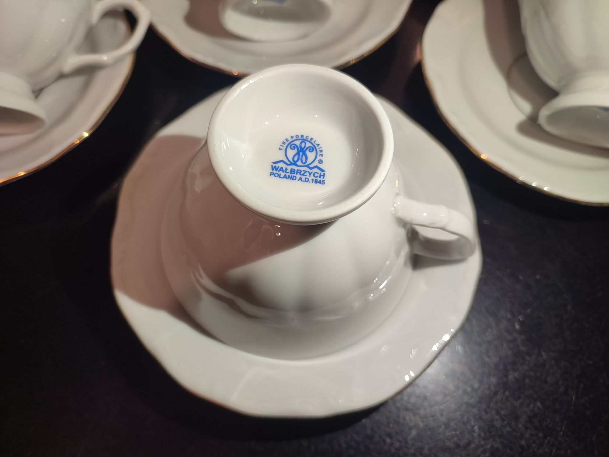 Śliczny zestaw filiżanka ze spodkiem porcelana Wałbrzych