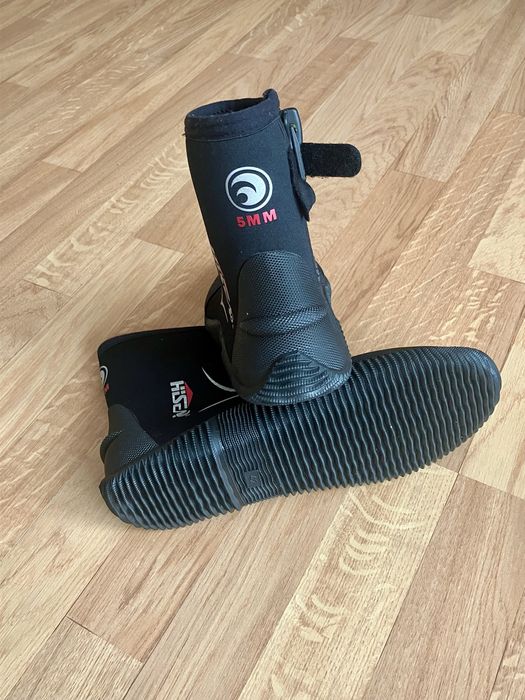 Buty do nurkowania 42 neopren 5mm