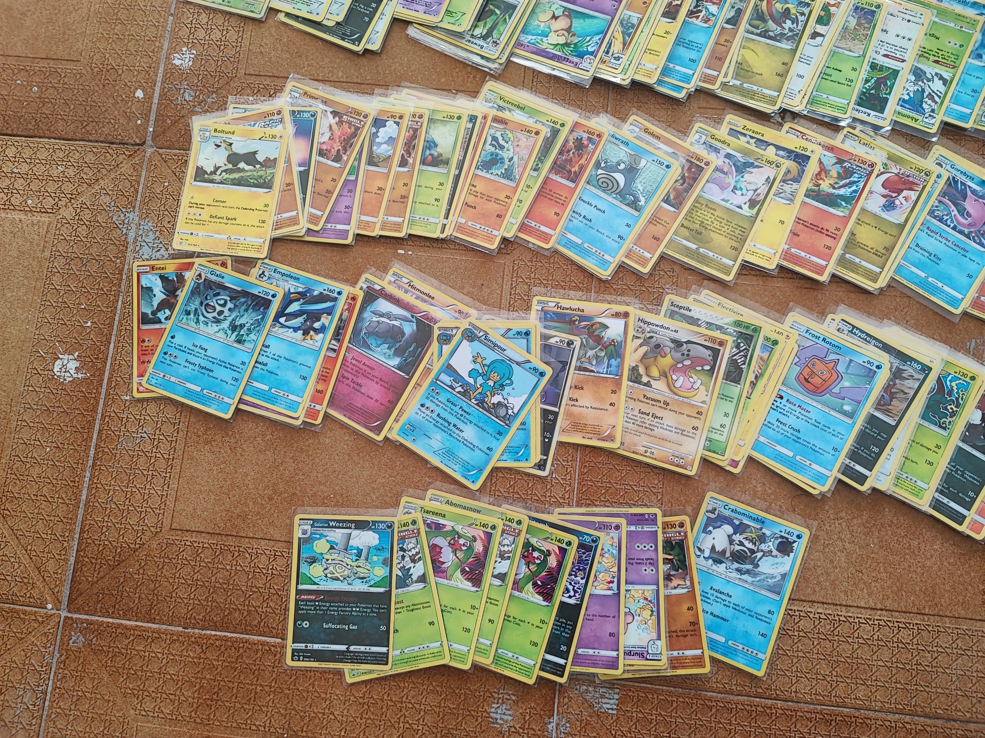 Grande lote cartas Pokémon muitas raras