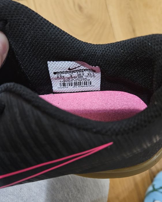 Buty halówki Nike rozmiar 36,5