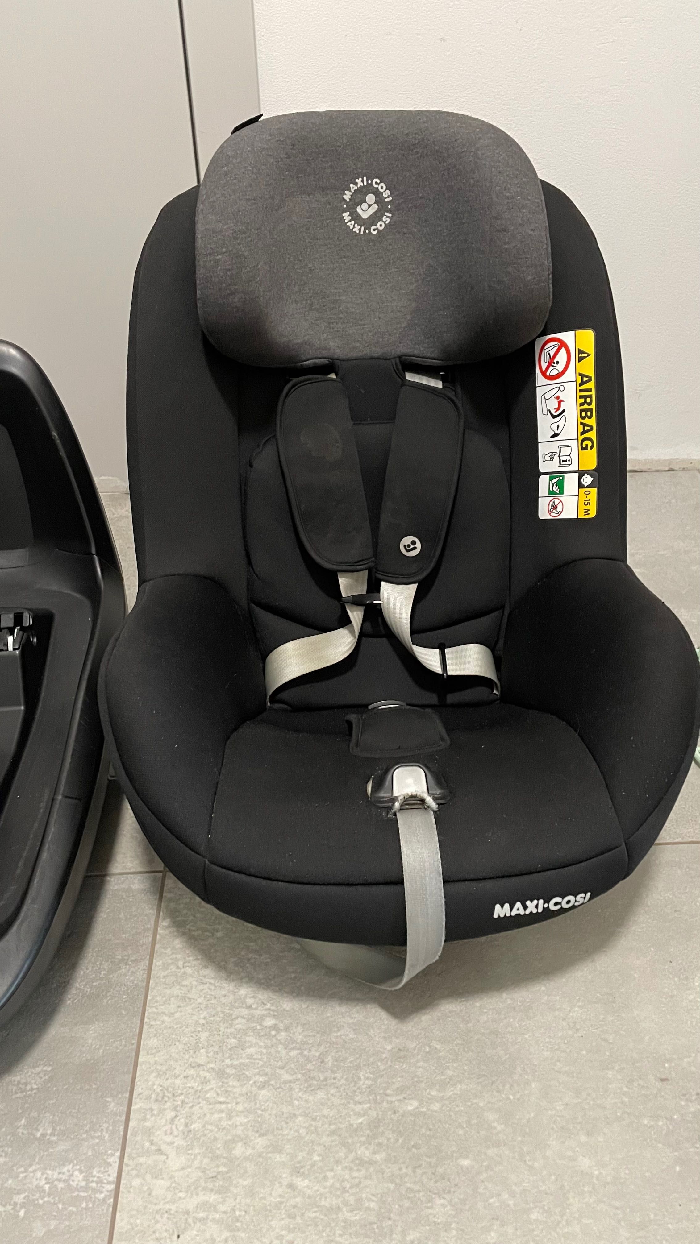 Fotelik Maxi Cosi Pearl Smart oraz baza Maxi Cosi 2wayfix