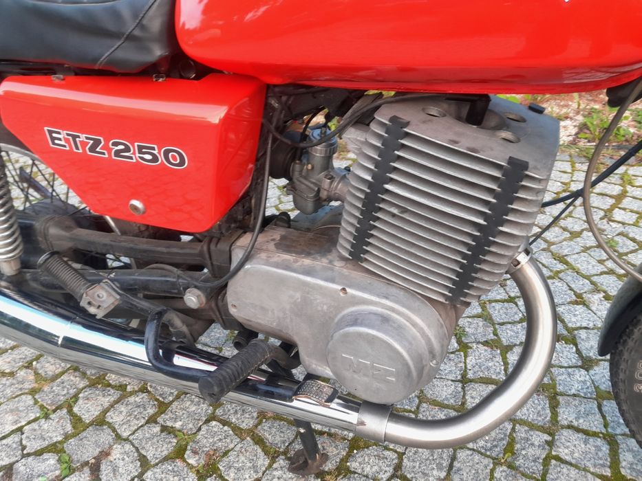 Mz etz 250 z dokumentami do jazdy