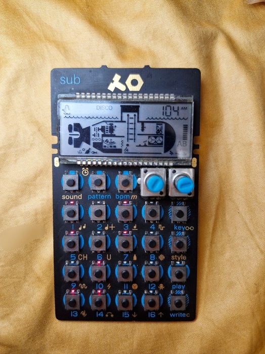 Teenage Engineering Pocket Operator PO-14 Sub — басовий синтезатор