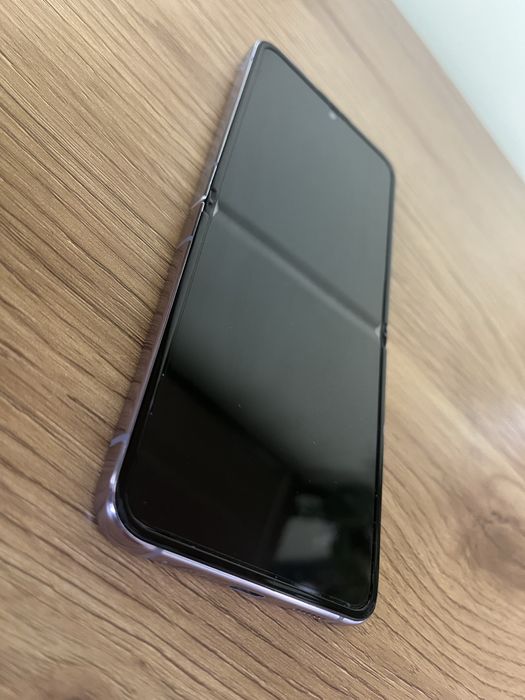 Продам Samsung Galaxy Flip 4 Bora Purple 8/256GB БУ