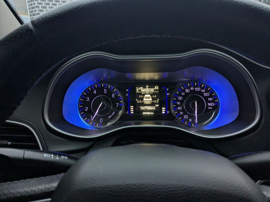 Chrysler 200 2014 рік  газ