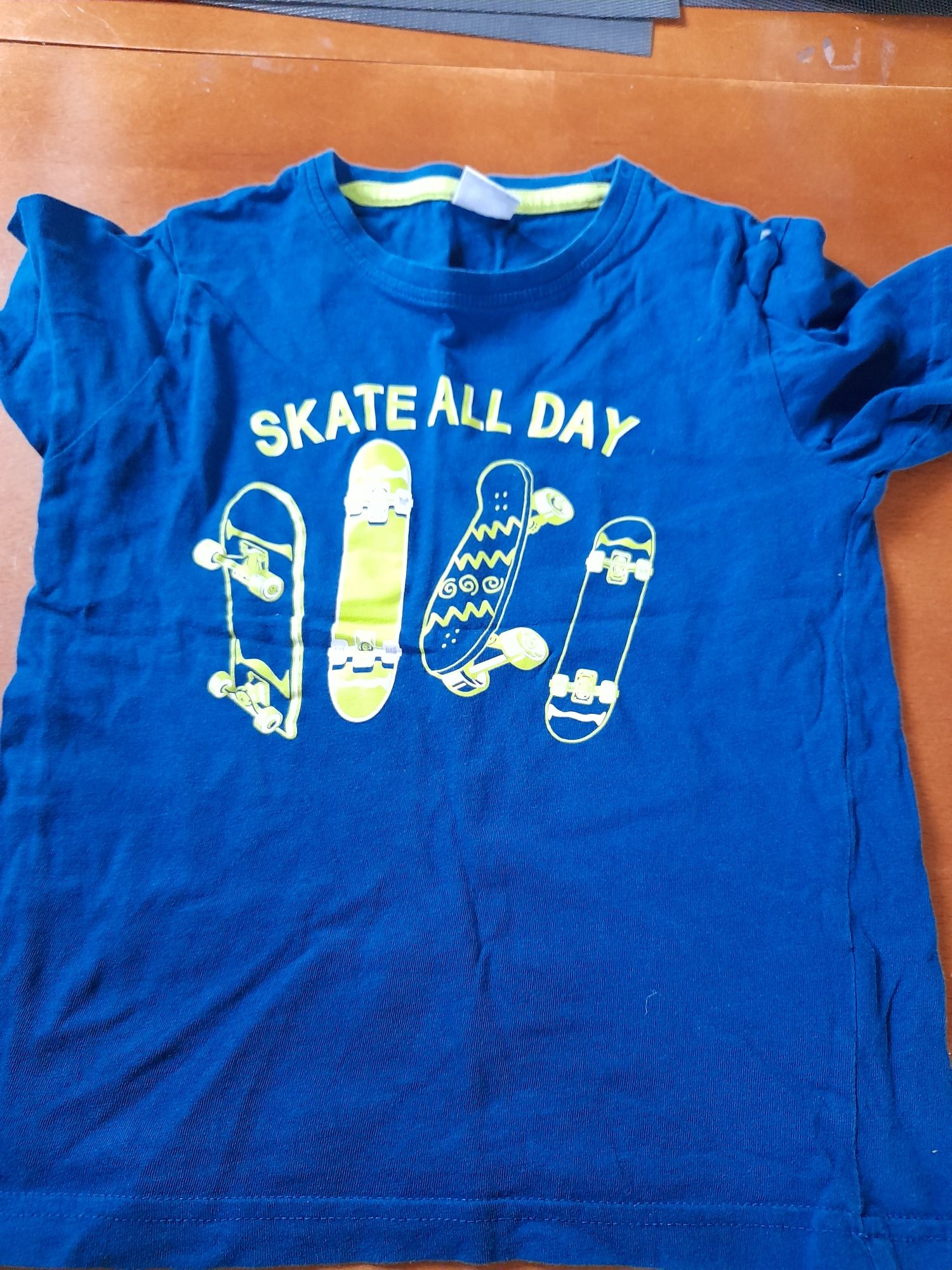 T-shirt 122 bluzka