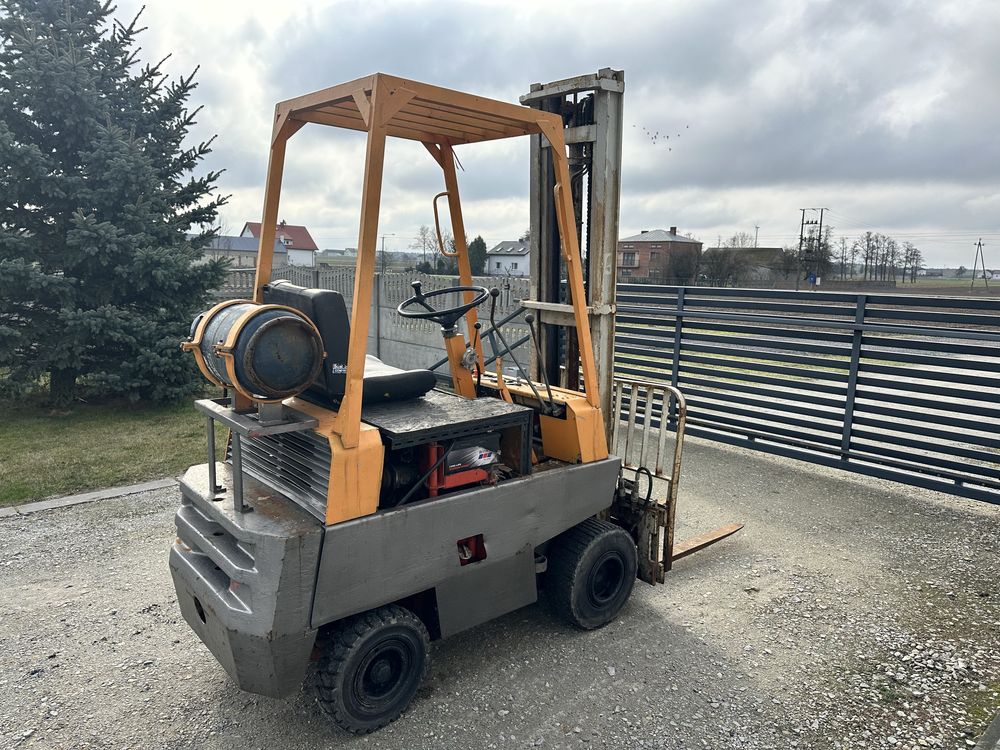 Wózek widłowy linde 1,5t 4,10m automat LPG przesuw