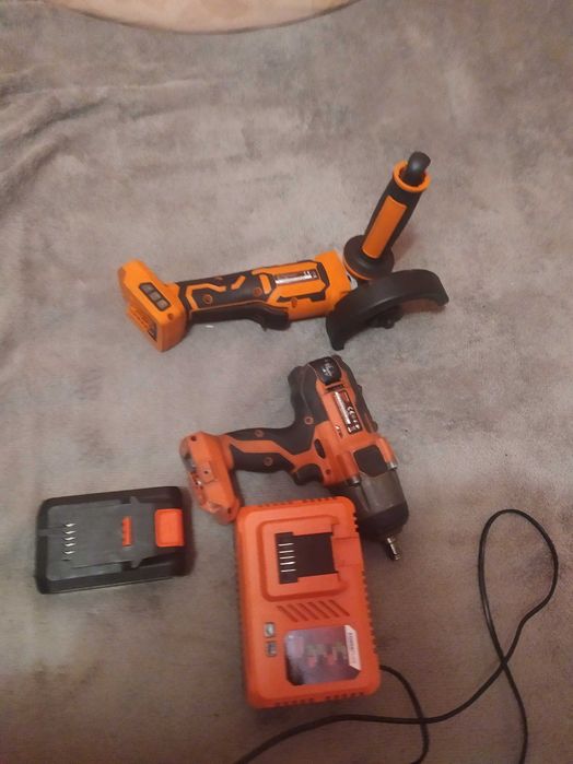 Гайковерт та болгарка акамуляторні