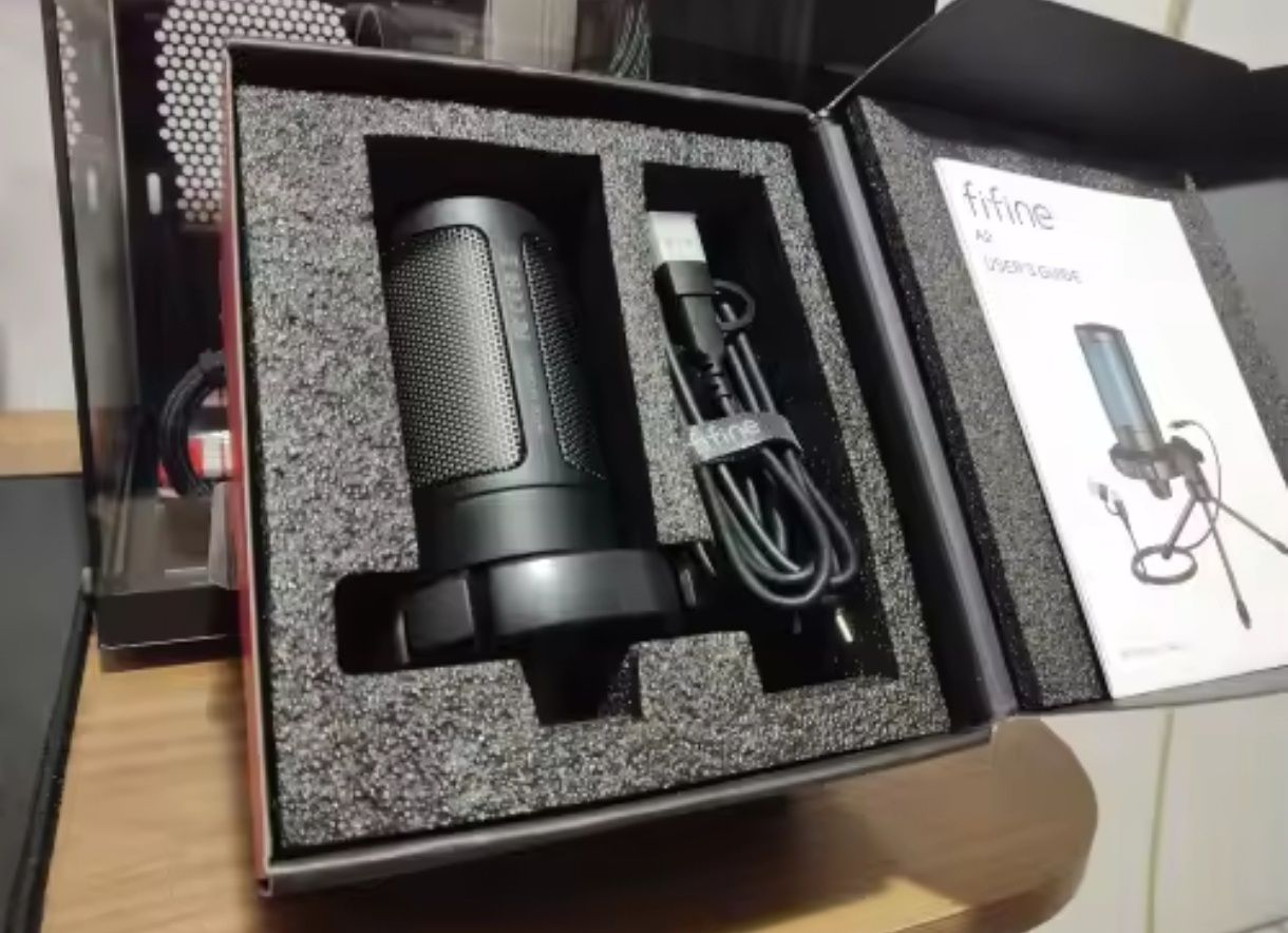 Microfone e Câmera 4 K Streaming totalmente novo! (Ler descrição).