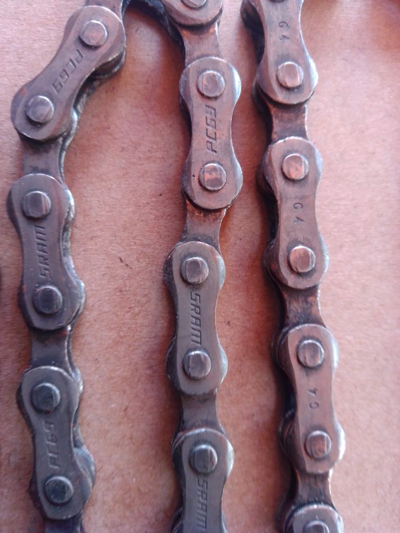 Cassete Shimano 9v e corrente Sram como nova