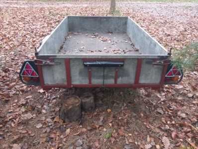 Przyczepa samochodowa