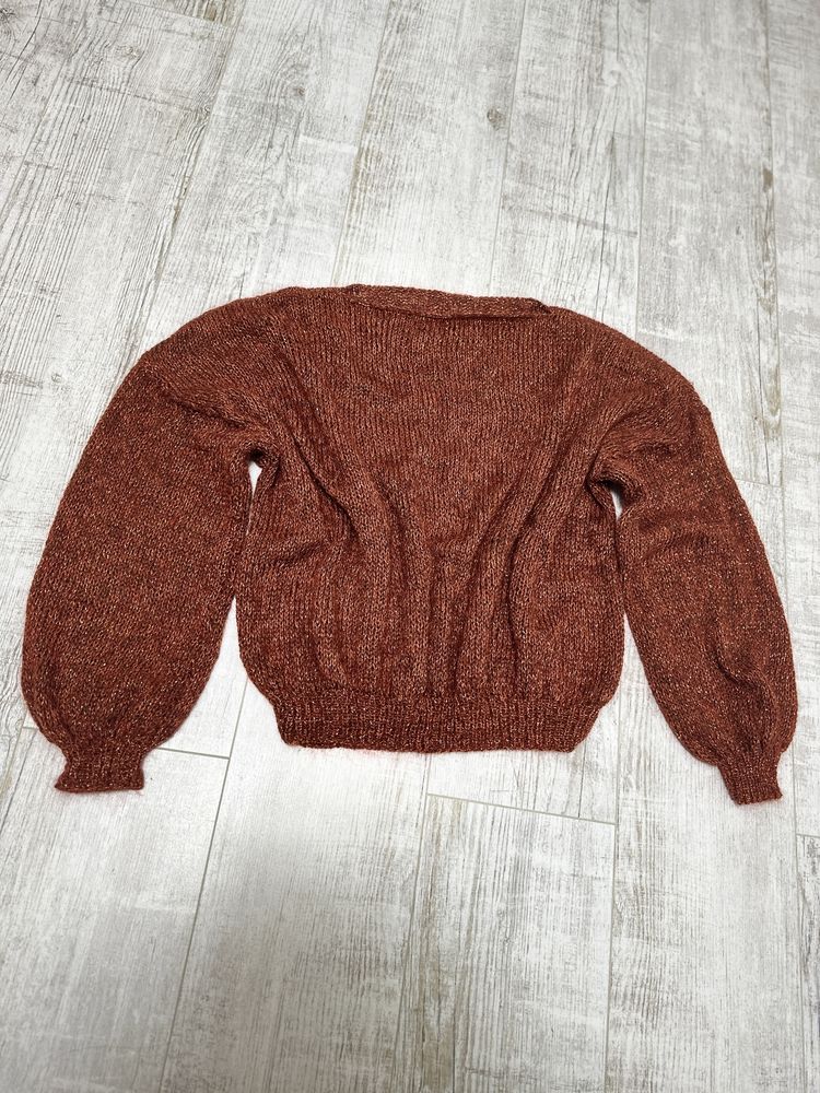 В‘язаний светр ,вязаний свитр ручной вязки