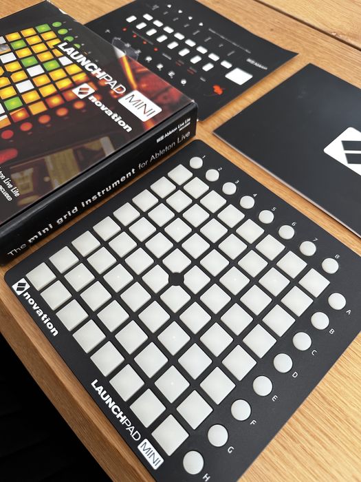 Launchpad mini mk2 lunchpad midi novation NOWY