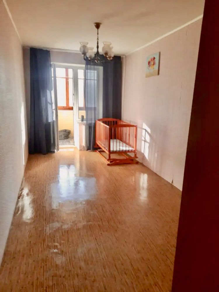 Продам 3х комнатную квартиру ж/м Красный Камень