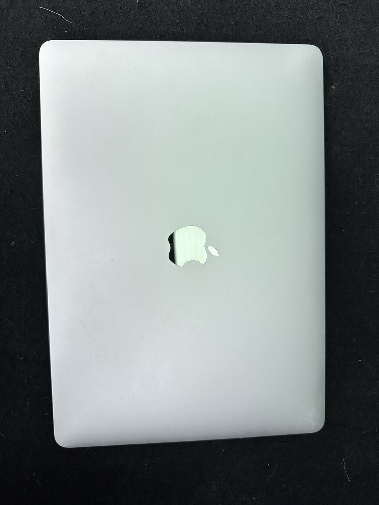 Ноутбук Apple MacBook Air 13" M1 Chip 256GB/7GPU Silver 2020