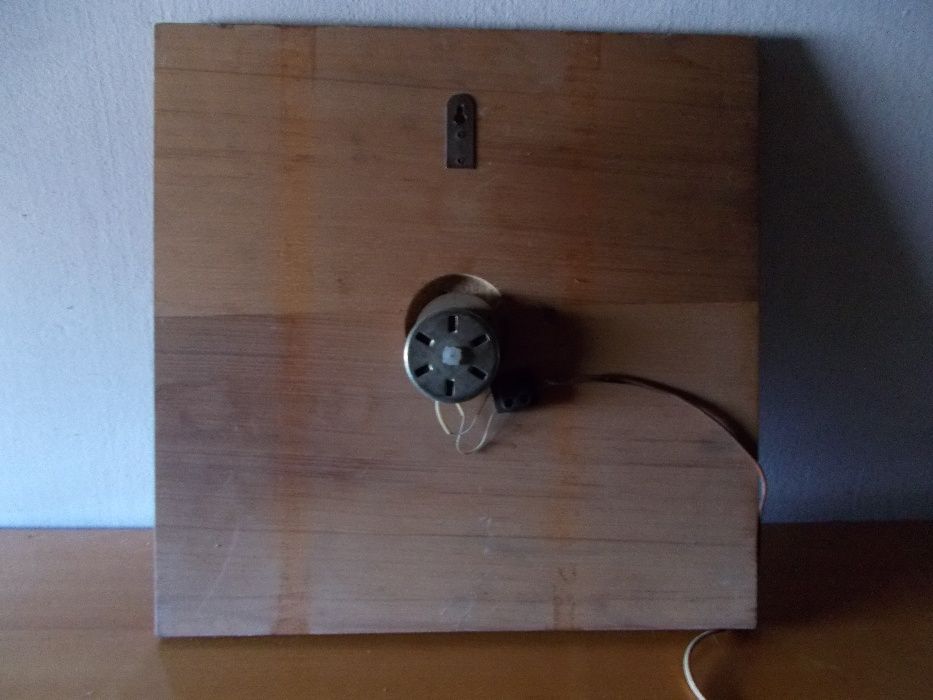 Продам часы настенные "Стрела" электромеханические импульсные, Uвх-24в