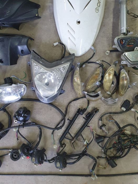 Skuter chiński 4T, 2T części, kingway zipp romet plastiki, lampy, lagi