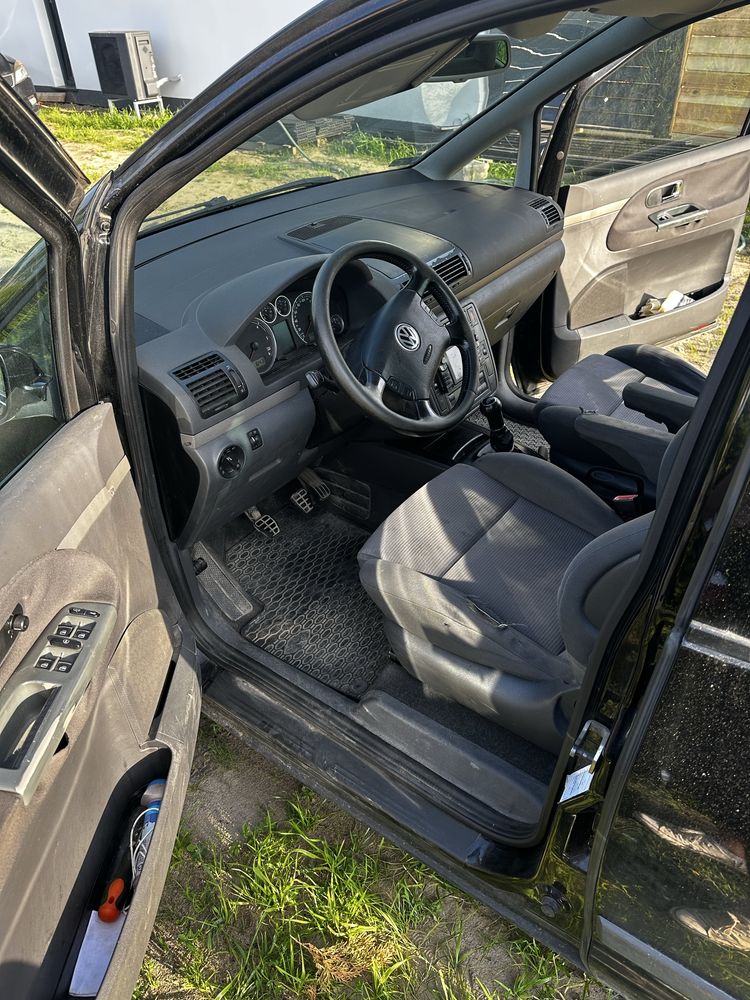 Sharan 1,9tdi 115km 7osobowy