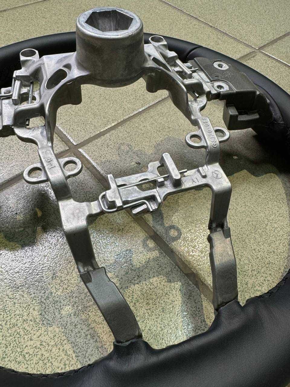 Руль (кермо) Mazda 6 2015 натуральна шкіра