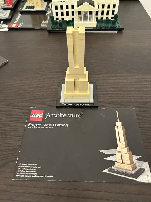 Lego Arquitetura 21002 - Empire State Building
